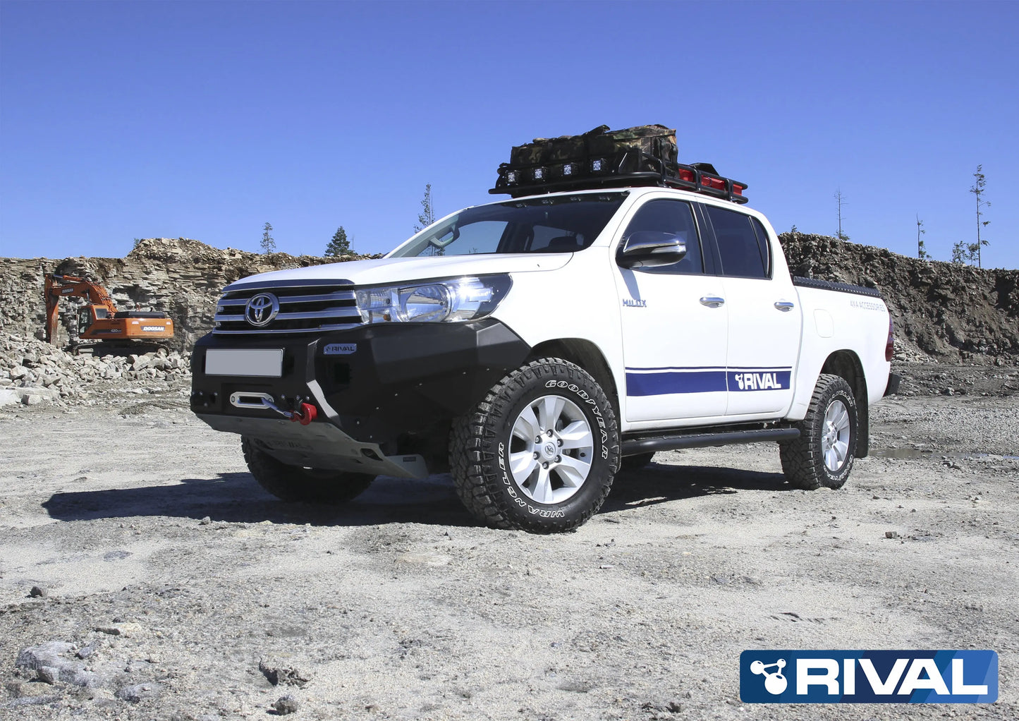 Aluminum Front Bar - Toyota Hilux 2015-2018, includes RIVAL FOG lights (Set of 2) RIVAL