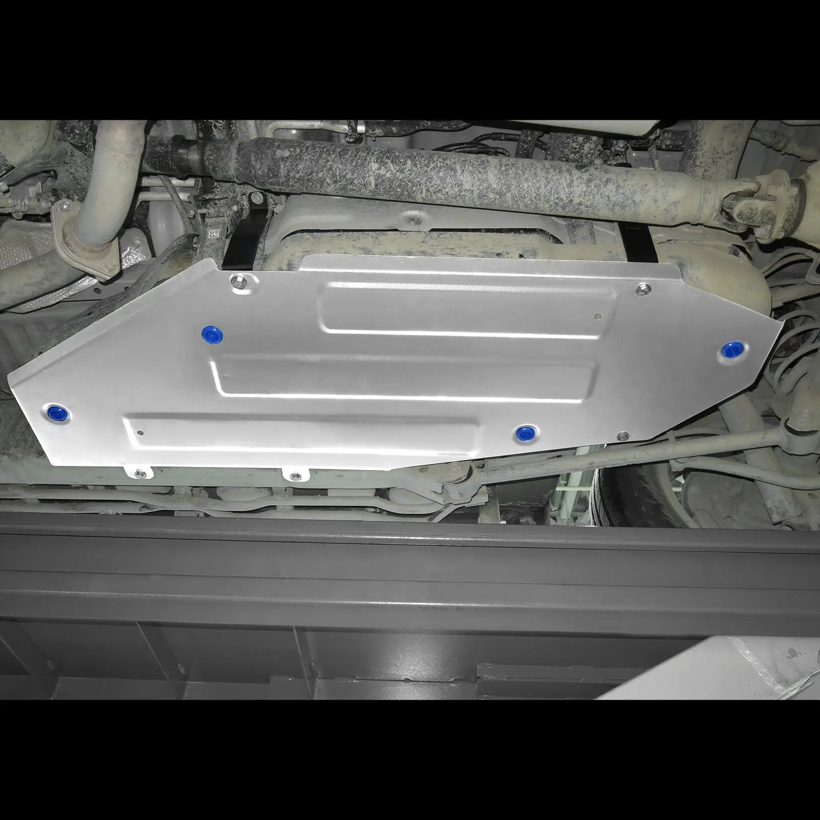 Aluminum Fuel Tank Bash Plate - Toyota Lc200 2007-2021 RIVAL