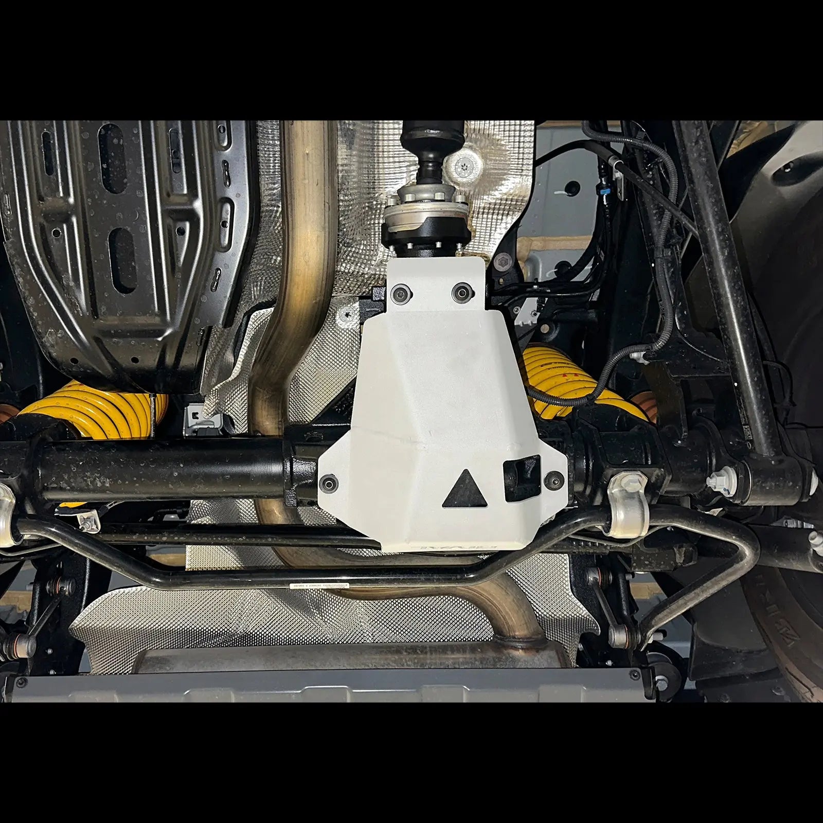 Aluminum Rear Differential Bash Plate - Ineos Grenadier V-3.0, 3.0D, At, 4Wd (2023-Present) + Fitting Kit RIVAL