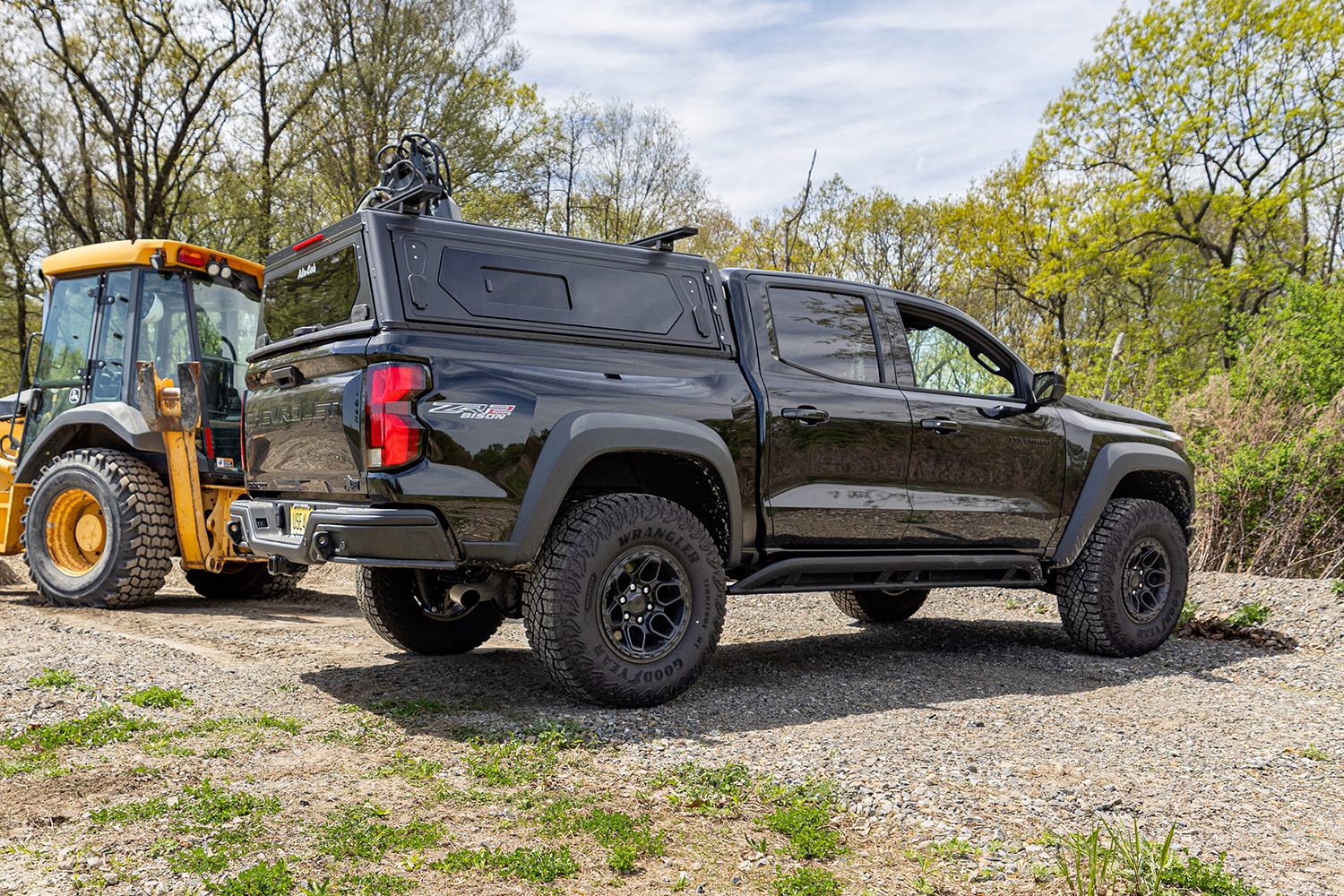 Alu-Cab Contour Canopy for Chevy Colorado & GMC Canyon Short Bed fitted to Holden Colorado — Rival 4x4 Australia