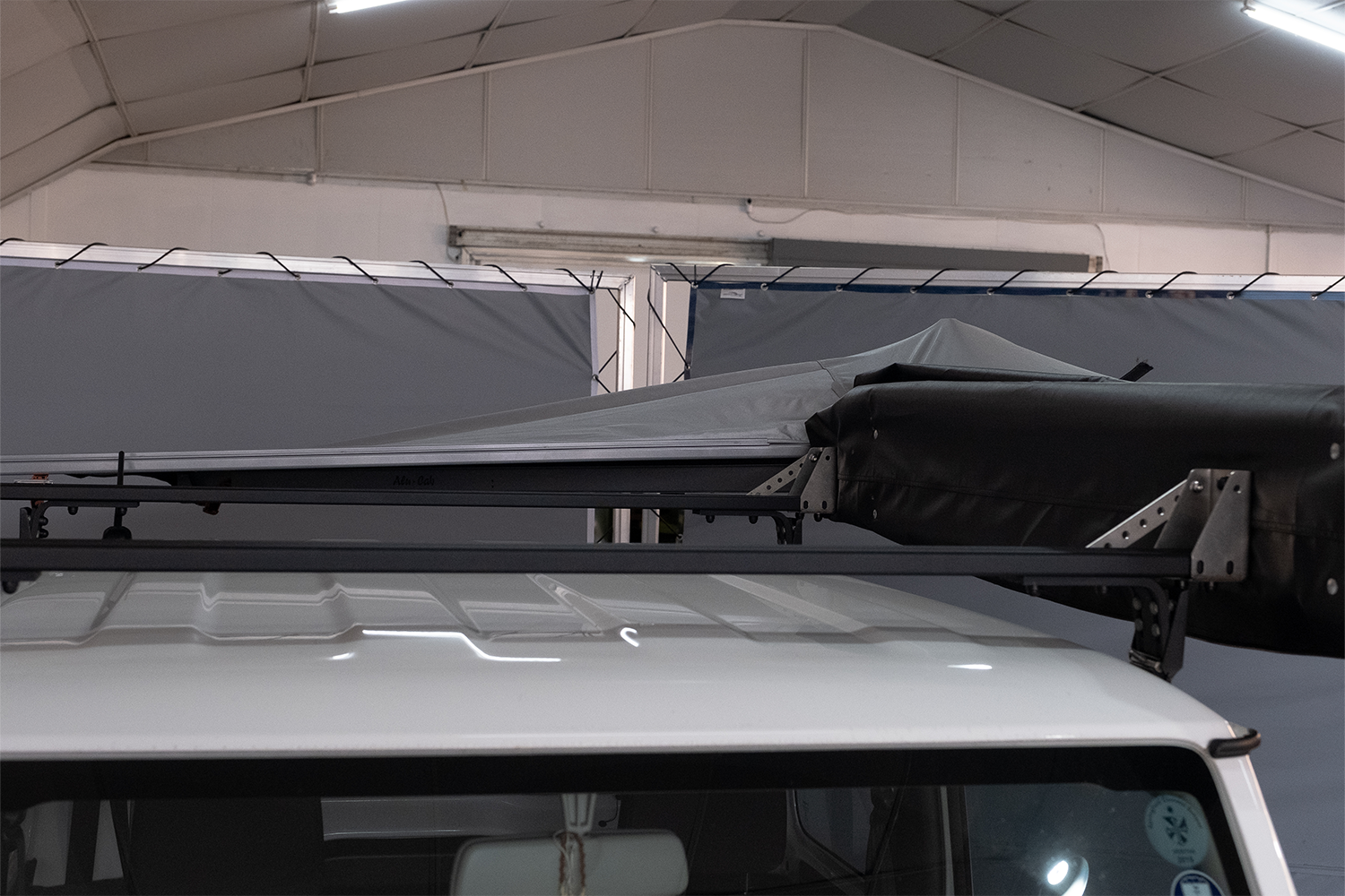 Jimny 270 Awning