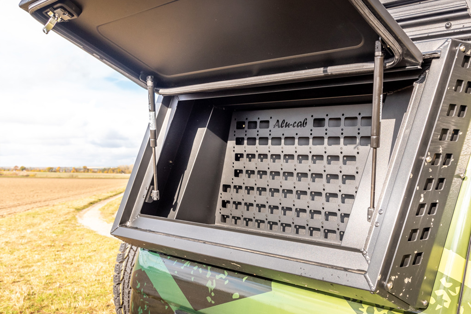Alu-Cab Land Cruiser 76 Side Box Recovery Kit fitted to Toyota Land Cruiser 70 Series — Rival 4x4 Australia