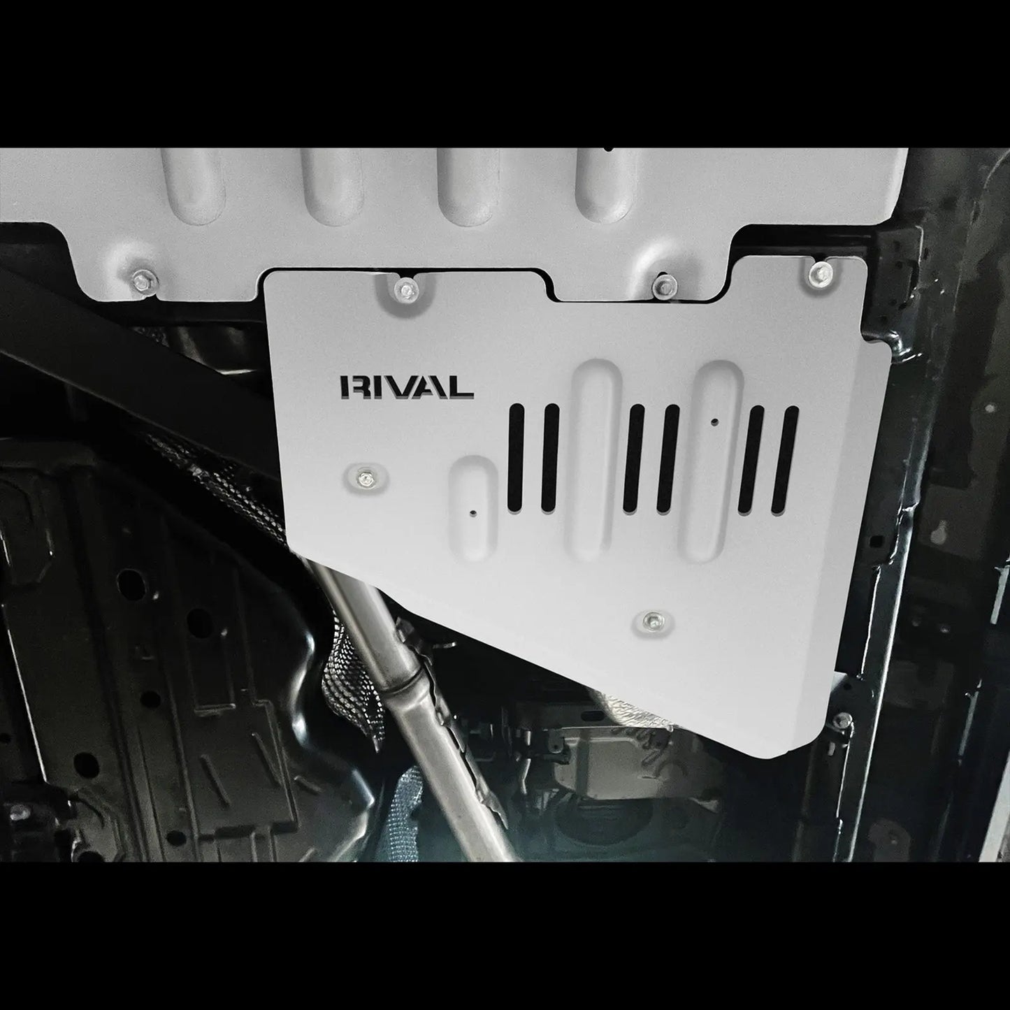 Aluminum Transfer Case Bash Plate - TOYOTA LAND CRUISER 250; V-2.8D, AT, 4WD; 2024-PRESENT RIVAL