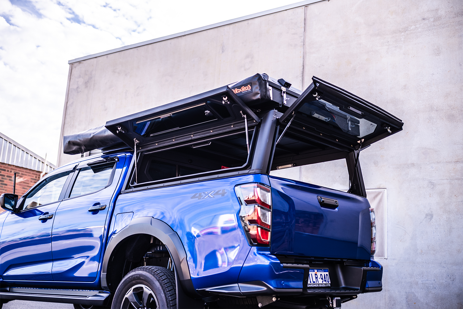 Dmax Canopy