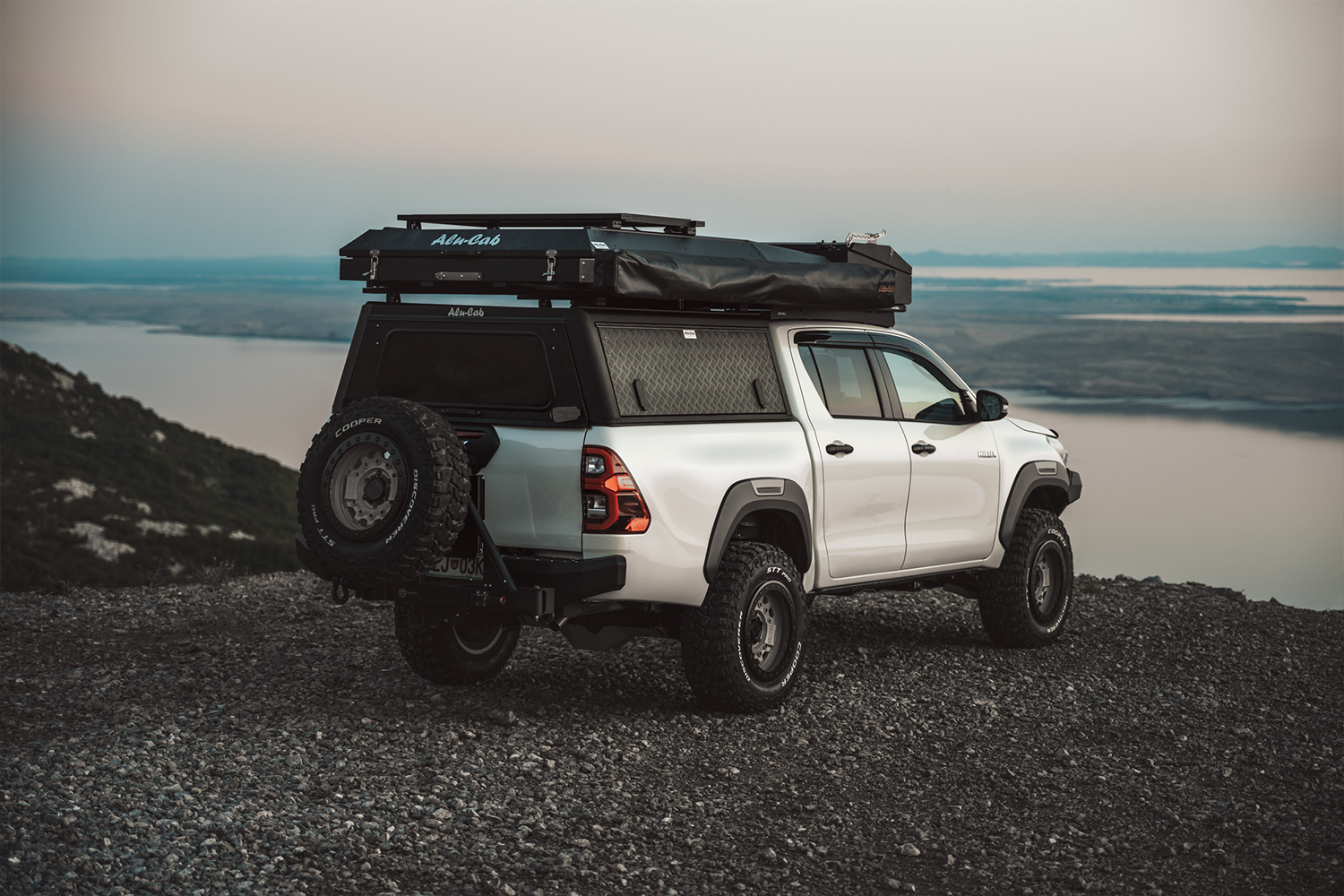 Amarok Aluminium Canopy 
