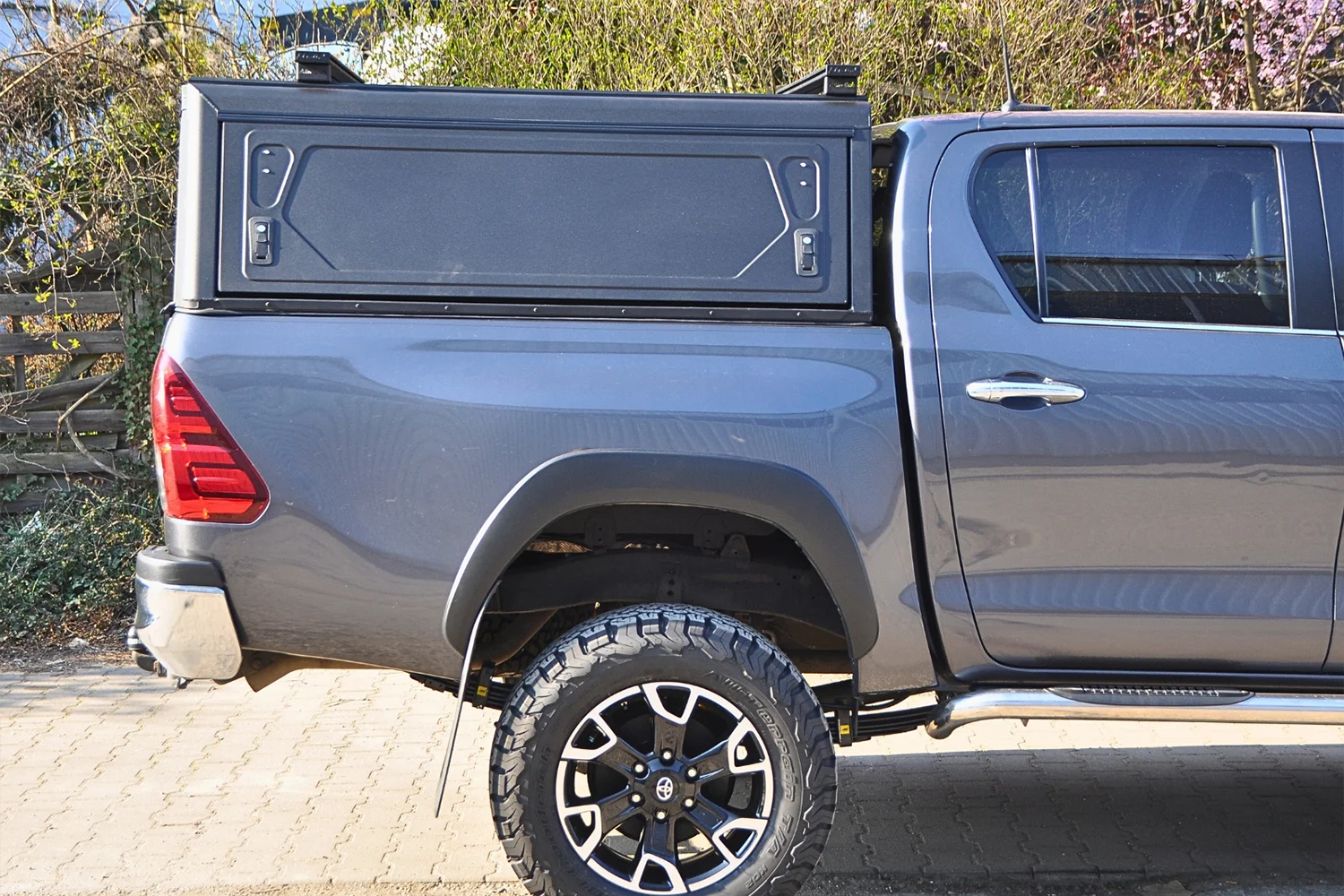 Hilux Canopy Alu Cab Contour