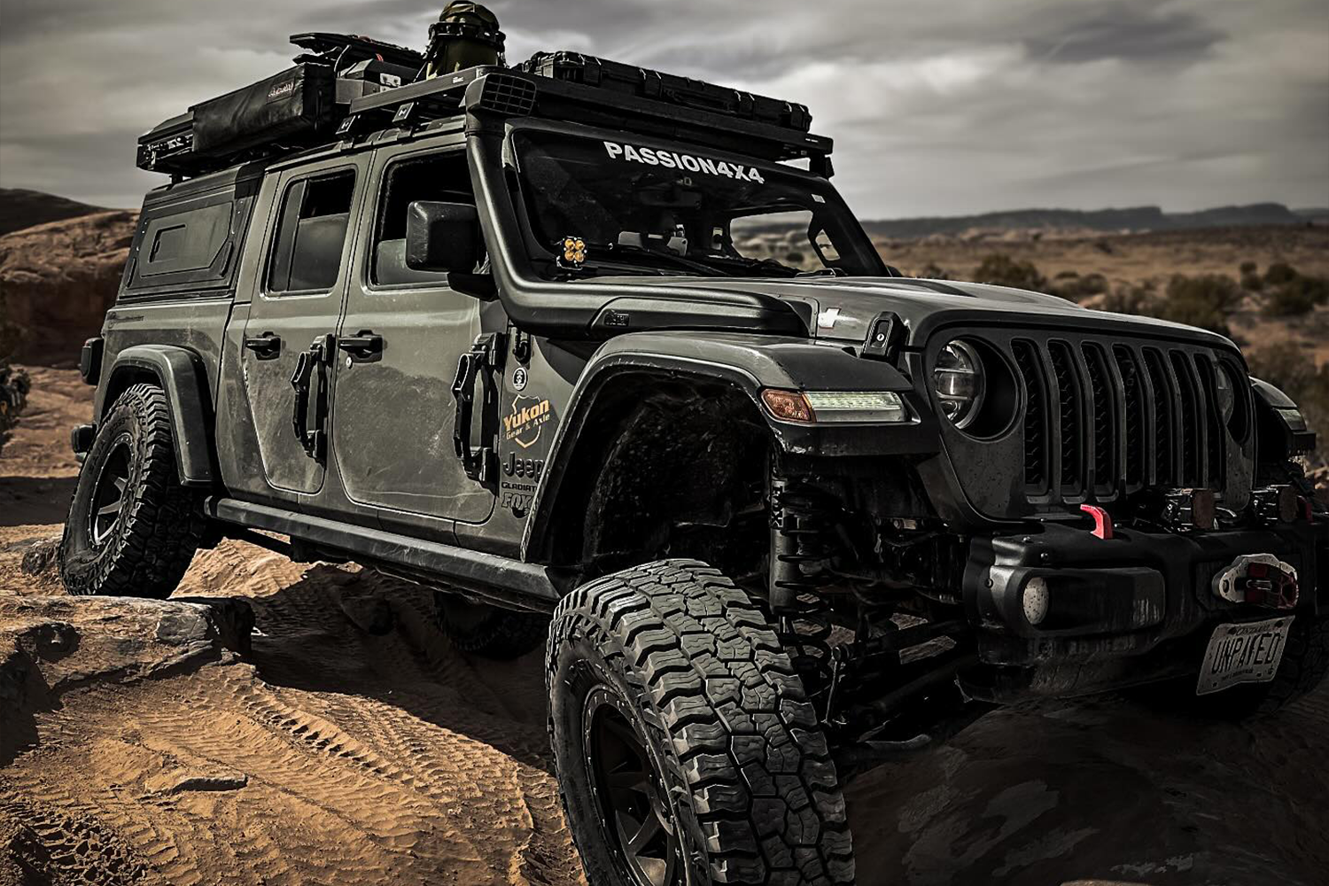 Alu-Cab Contour Canopy for Jeep Gladiator fitted to Jeep Gladiator — Rival 4x4 Australia