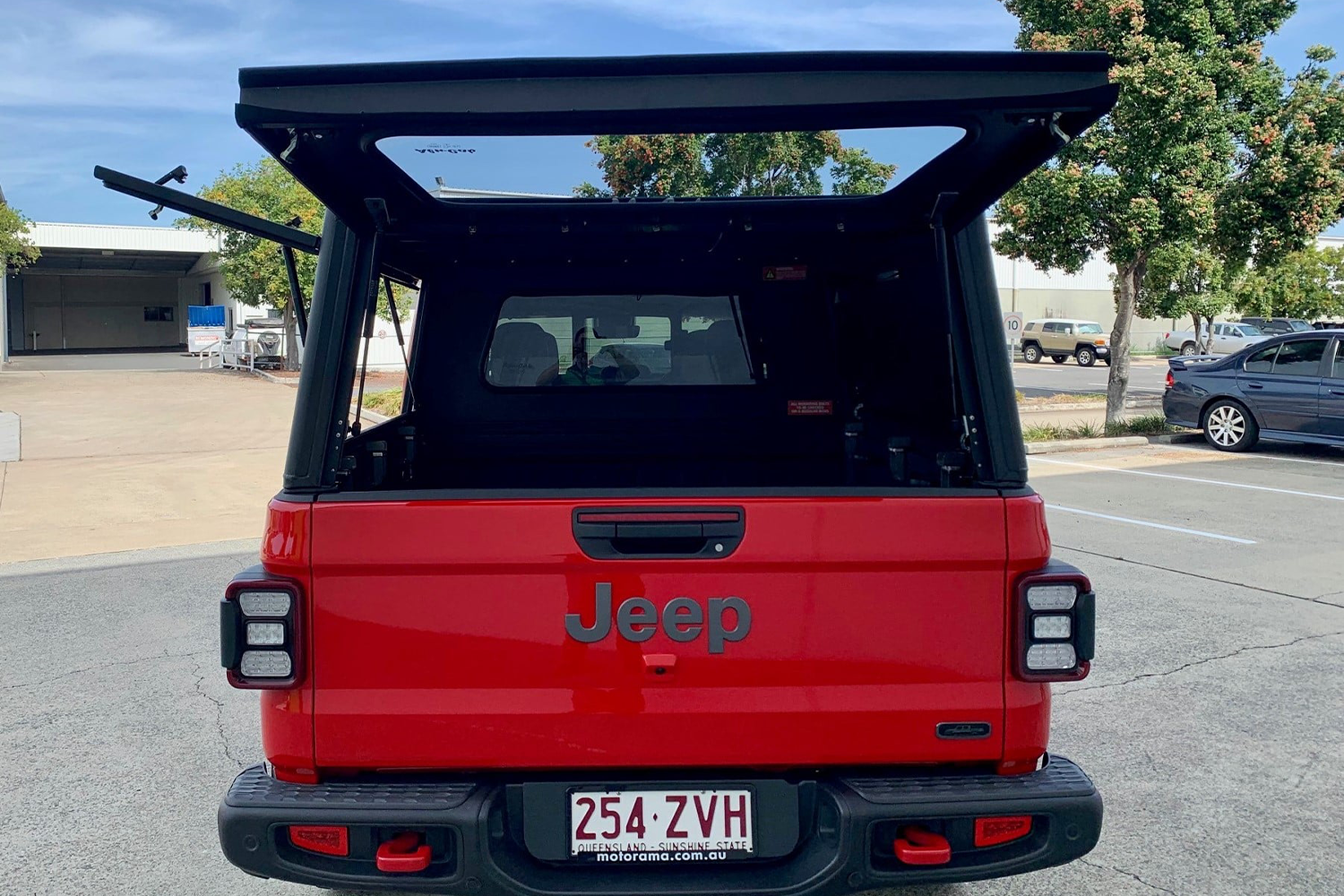 Alu-Cab Explorer Canopy for Jeep Gladiator fitted to Jeep Gladiator — Rival 4x4 Australia