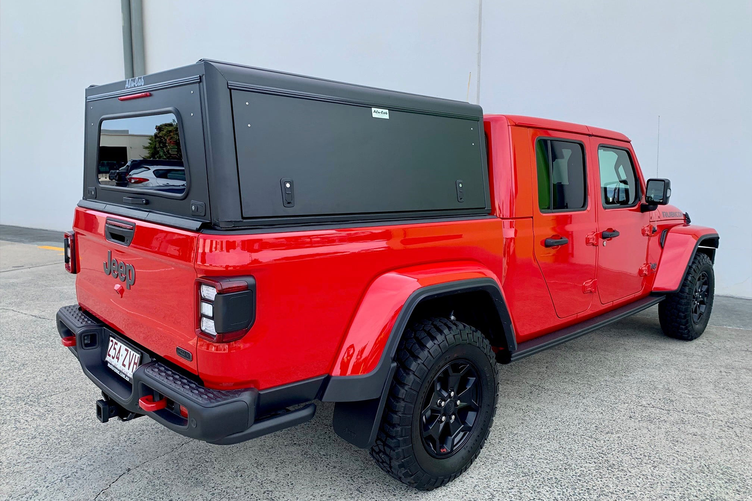 Alu-Cab Explorer Canopy for Jeep Gladiator fitted to Jeep Gladiator — Rival 4x4 Australia