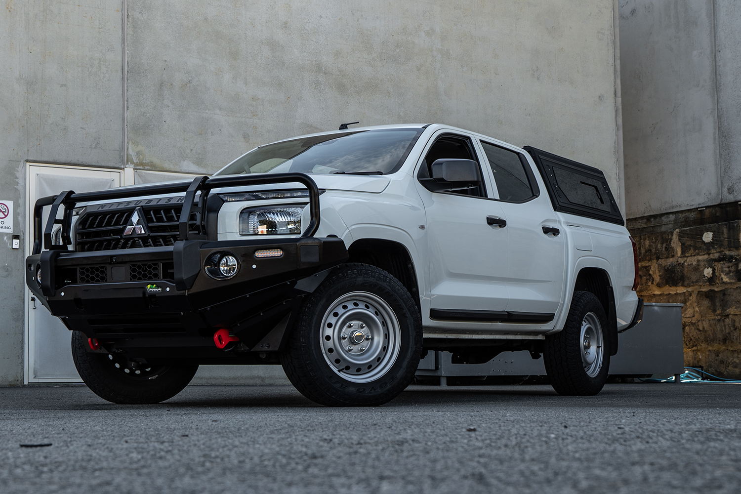 Alu-Cab Contour Canopy for Mitsubishi MV Triton fitted to Mitsubishi Triton — Rival 4x4 Australia