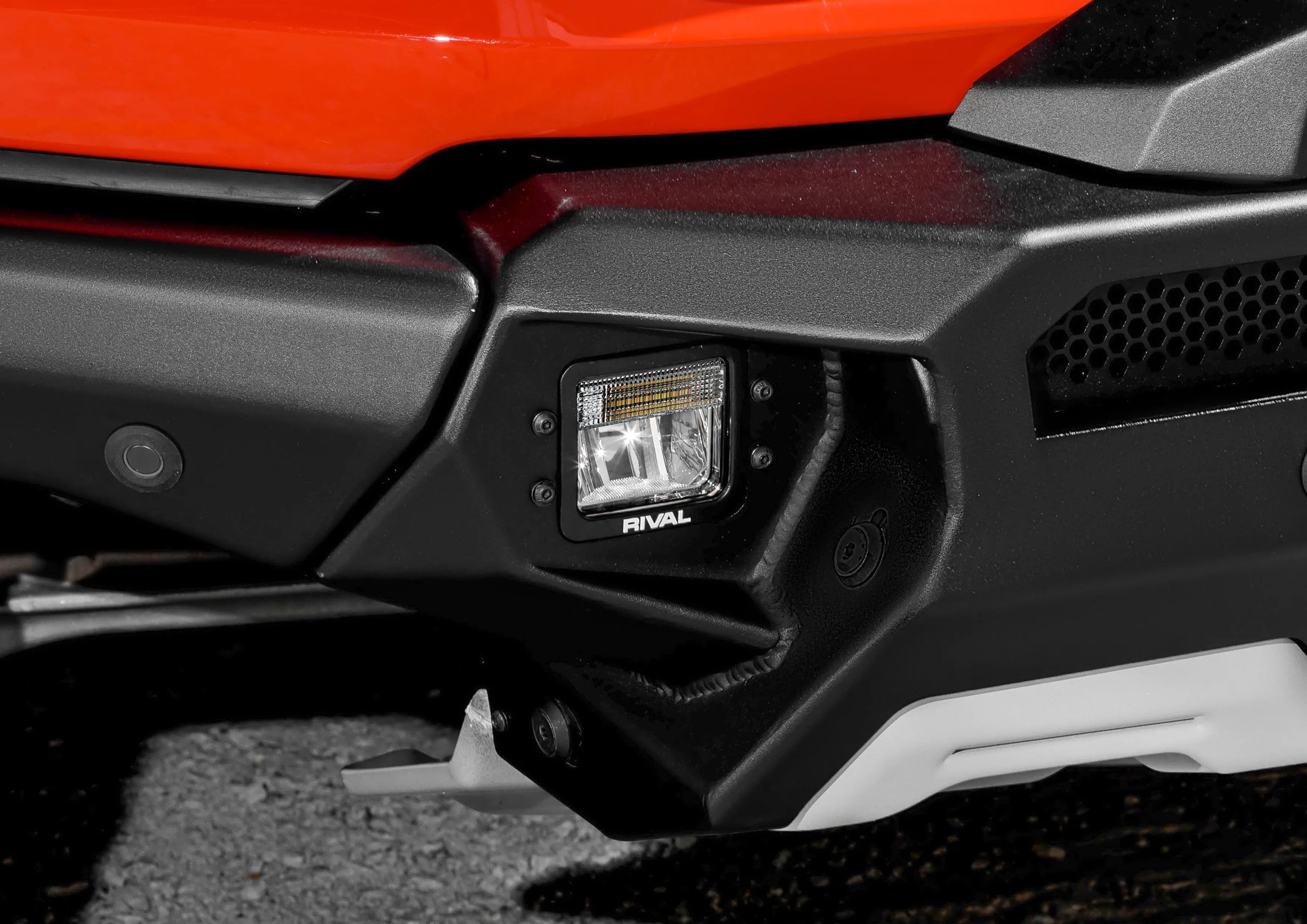 RIVAL LED Fog Light White-Amber DRL + Extra Male Plug RIVAL