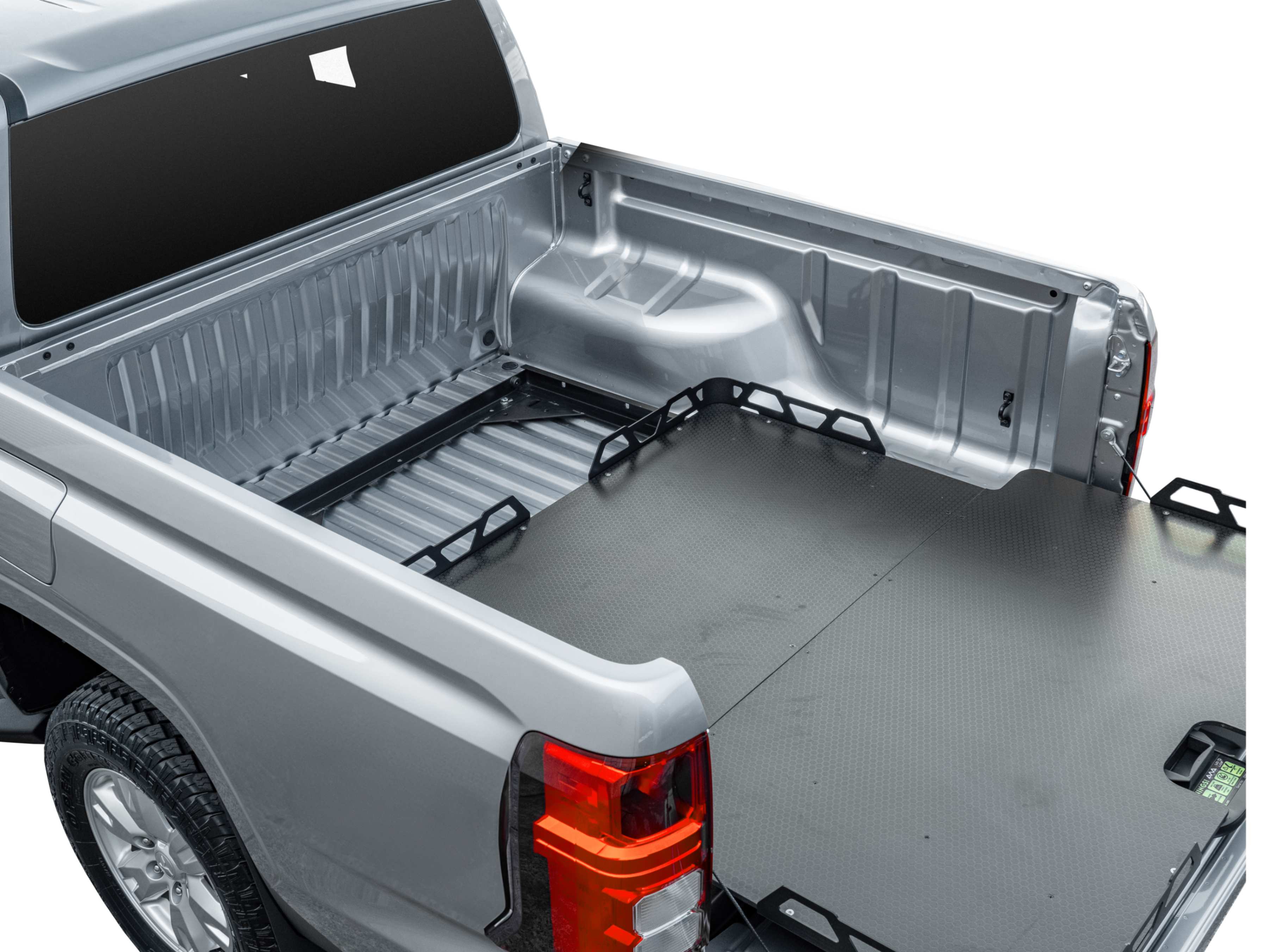 HSP Tub Slide — HSP Tub Slide for Mitsubishi Triton MV