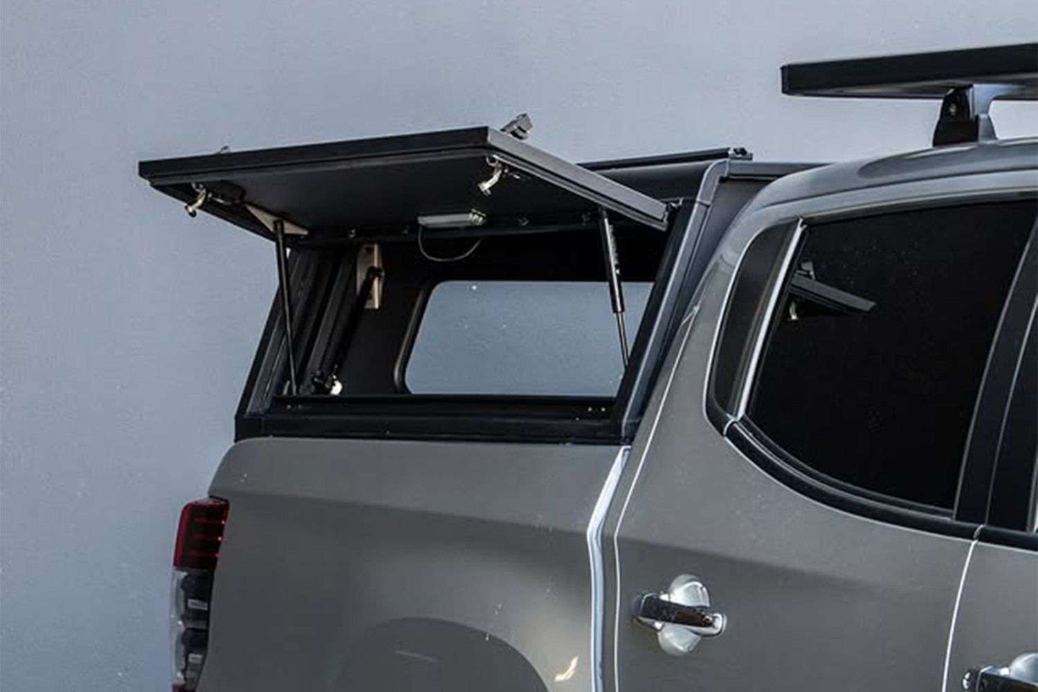 HSP Tonneau Accessories — HSP Tonneau Accessories for Mitsubishi Triton MV — Sailplane